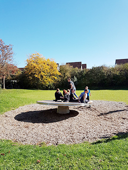 Bewegungserziehung Spielplatz